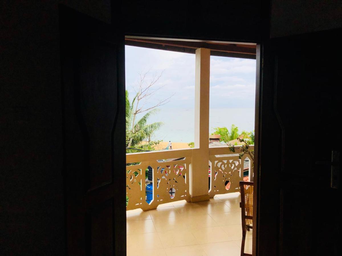 Blue Sea View Acomodação com café da manhã Unawatuna Exterior foto